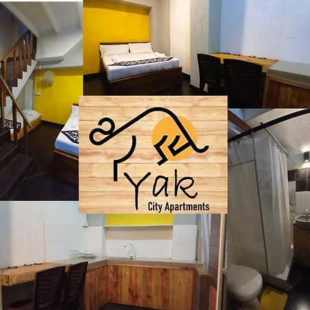 Yak City Apartments Κάντι Εξωτερικό φωτογραφία